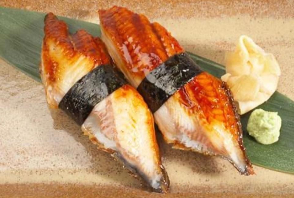 Fresh Water Eel Sushi (2pcs).
